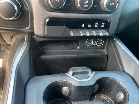 Used 2022 RAM 1500 Big Horn RWD image 34