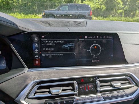 Used 2020 BMW X7 xDrive40i w/ Premium Package AWD/4WD image 12