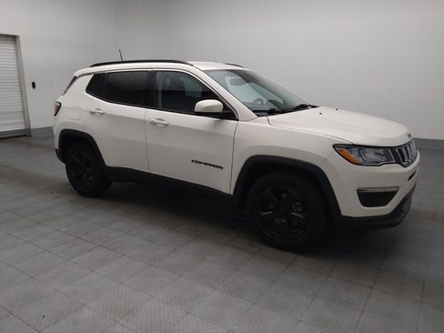 Used 2021 Jeep Compass Latitude FWD image 11