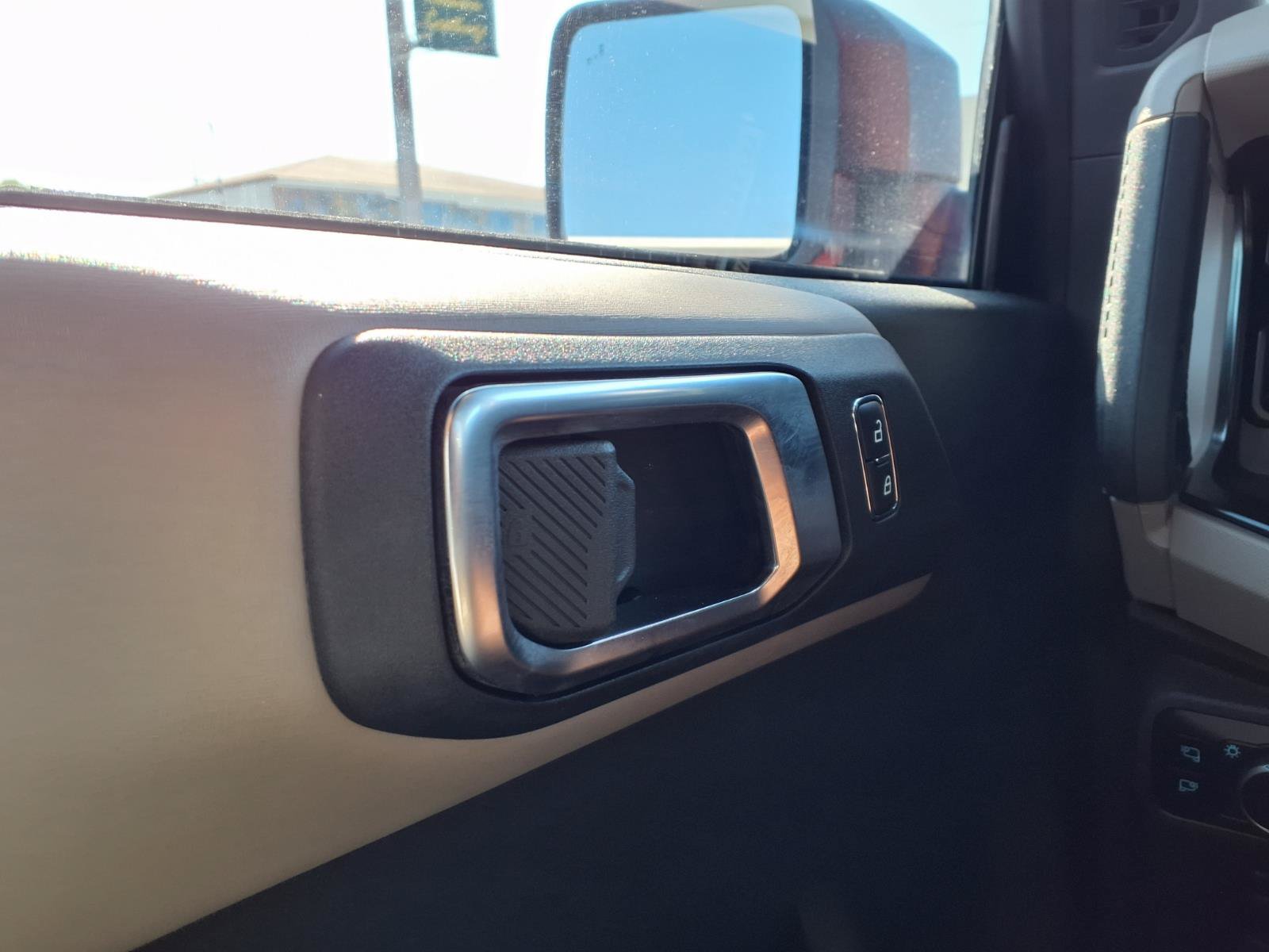Used 2023 Ford Bronco Wildtrak AWD/4WD image 11