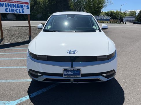Certified 2024 Hyundai Ioniq 5 SEL RWD image 8