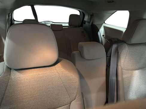 Used 2024 Toyota Sienna LE FWD image 15
