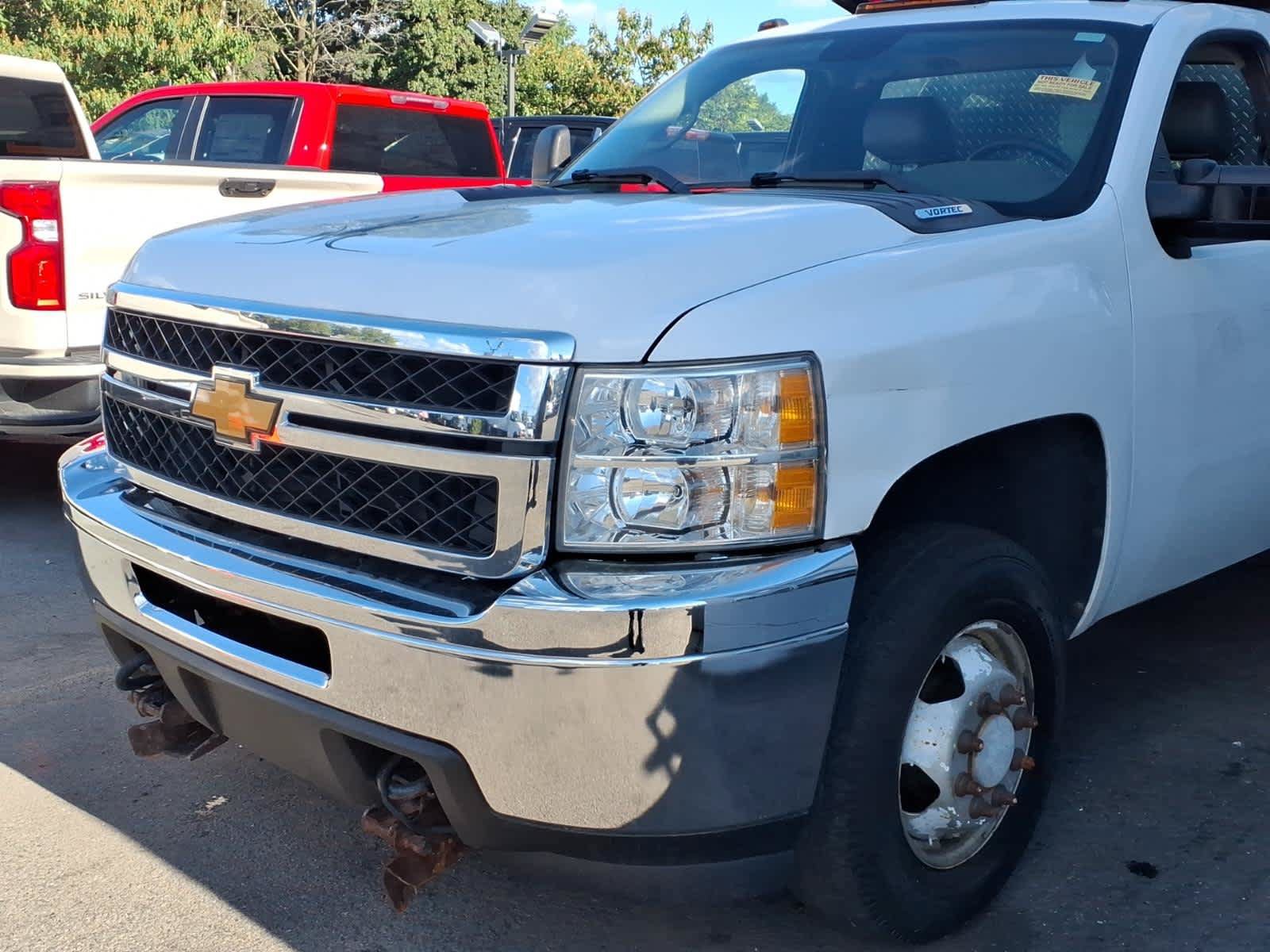 Used 2013 Chevrolet Silverado 3500 W/T w/ Snow Plow Prep Package AWD/4WD image 7
