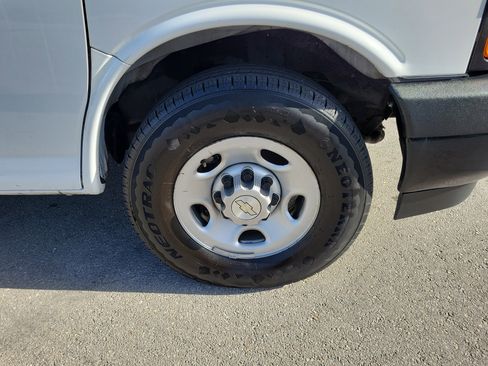 Used 2021 Chevrolet Express 2500 Extended w/ Driver Convenience Package image 31