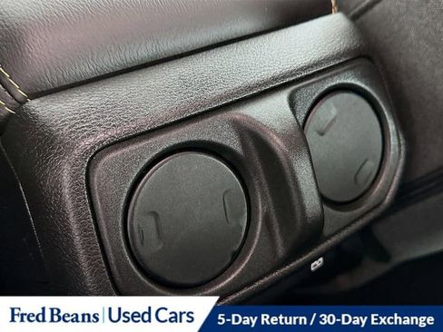 Used 2025 Jeep Wrangler Unlimited Sahara AWD/4WD image 24