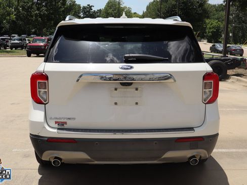 Certified 2021 Ford Explorer Limited w/ Equipment Group 301A RWD image 4