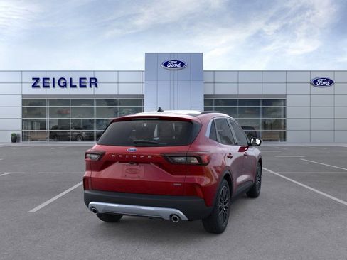 New 2025 Ford Escape SE FWD image 8