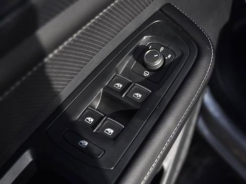 New 2026 Volkswagen Atlas Cross Sport SEL Premium R-Line image 8