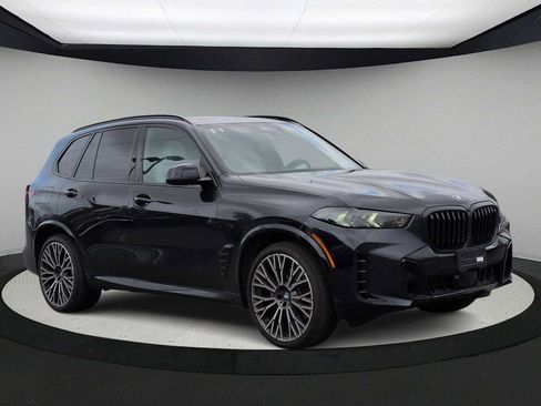 Certified 2026 BMW X5 xDrive40i w/ M Sport Package AWD/4WD image 2