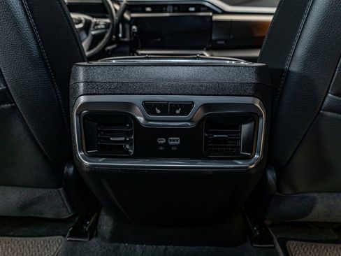 Used 2026 GMC Sierra 3500 Denali w/ Denali Reserve Package AWD/4WD image 26