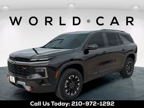 Used 2024 Chevrolet Traverse Z71 w/ Enhanced Driving Package AWD/4WD image 7