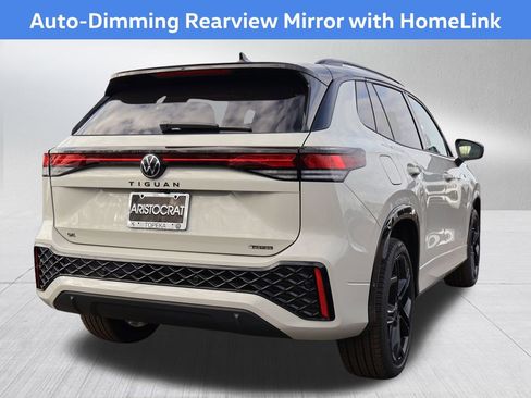 New 2026 Volkswagen Tiguan SE R-Line image 8