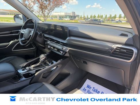 Used 2025 Kia Telluride S FWD image 27