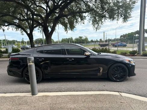 Used 2022 Kia Stinger GT-Line w/ Sun & Sound Package RWD image 3