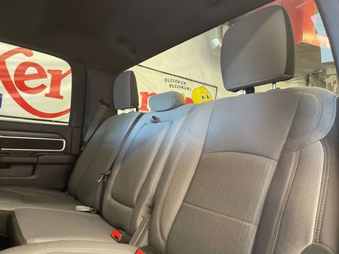 Used 2024 RAM 2500 Big Horn w/ Bed Utility Group image 23