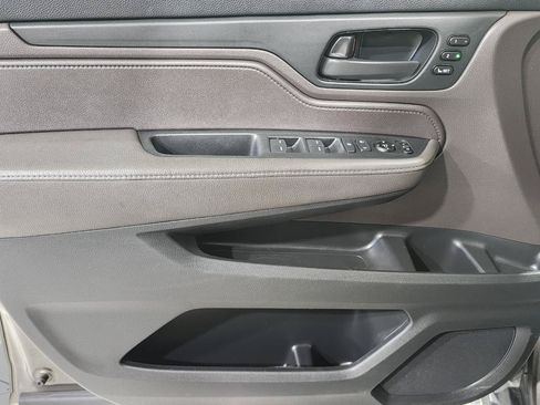 Used 2019 Honda Odyssey EX-L image 11