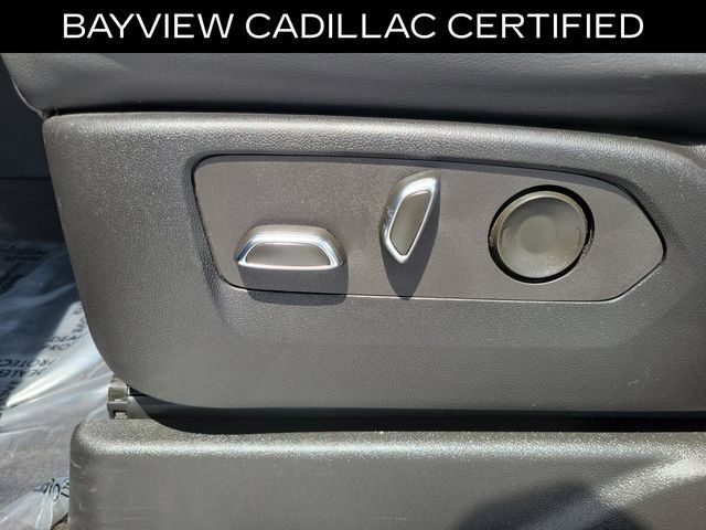 Certified 2022 Cadillac Escalade Premium Luxury RWD image 30