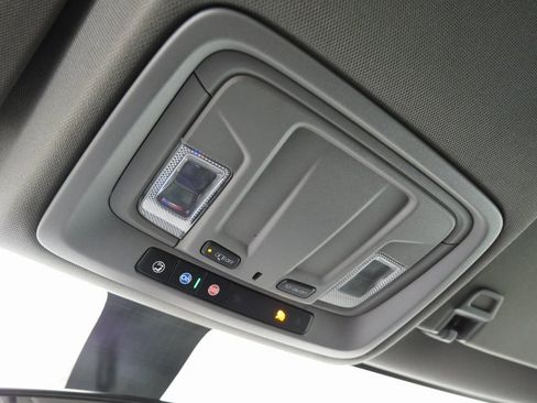 Used 2022 GMC Sierra 3500 SLE w/ SLE Convenience Package image 33