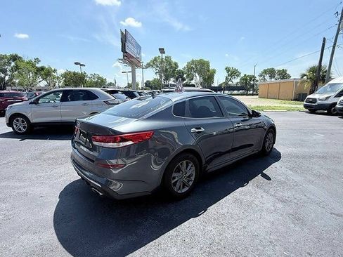 Used 2019 Kia Optima LX FWD image 7
