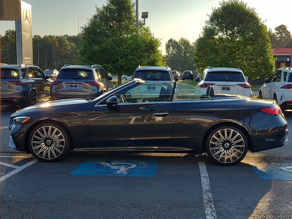 Used 2025 Mercedes-Benz CLE 300 4MATIC Cabriolet w/ Night Package image 6