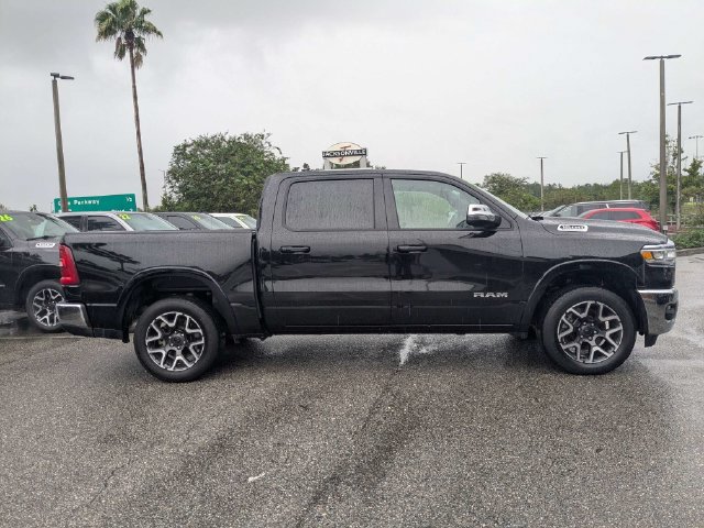 Used 2026 RAM 1500 Laramie AWD/4WD image 3