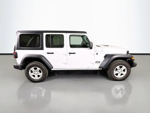 Used 2021 Jeep Wrangler Unlimited Sport image 8
