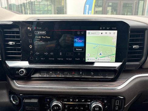 Used 2025 GMC Sierra 1500 SLT AWD/4WD image 16