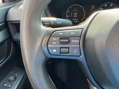 Certified 2025 Honda CR-V EX image 12