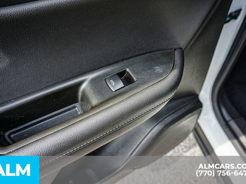 Used 2025 Chevrolet Blazer LT FWD image 57