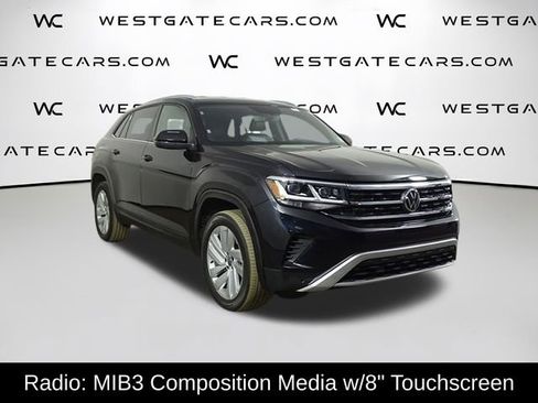 Used 2022 Volkswagen Atlas Cross Sport SE image 2