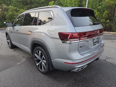 Used 2026 Volkswagen Atlas SEL Premium R-Line AWD/4WD image 5