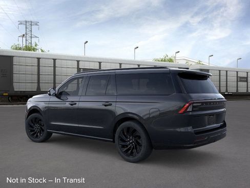 New 2026 Lincoln Navigator L Reserve image 4