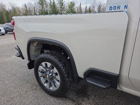 New 2026 Chevrolet Silverado 2500 Custom w/ Custom Convenience Package AWD/4WD image 19