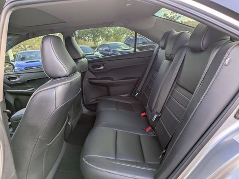 Used 2015 Toyota Camry XLE image 13