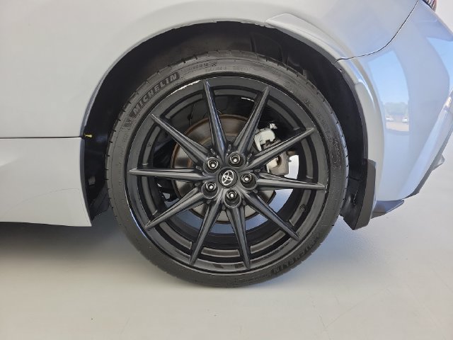 Used 2023 Toyota GR86 Premium RWD image 10