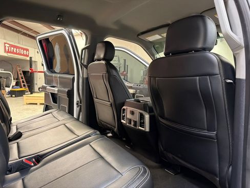 Used 2020 Ford F250 Lariat w/ Lariat Ultimate Package AWD/4WD image 42