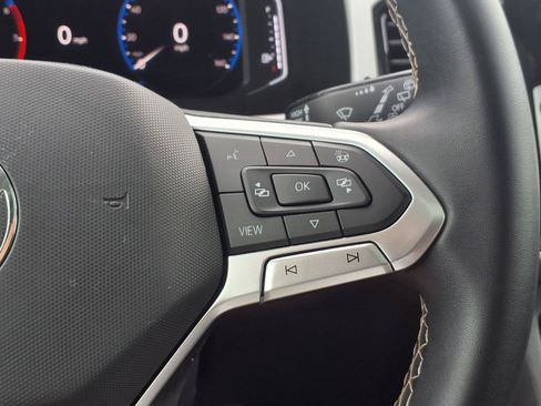 Used 2021 Volkswagen Atlas SEL AWD/4WD image 16