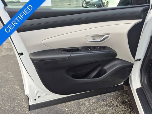 Used 2025 Hyundai Tucson SE image 10