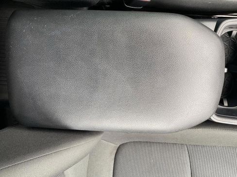 Used 2025 Toyota RAV4 LE image 24