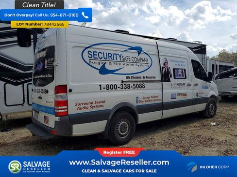 Used 2015 Freightliner Sprinter 2500 image 4