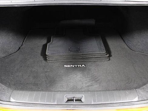 Certified 2021 Nissan Sentra SR w/ SR Premium Package image 16