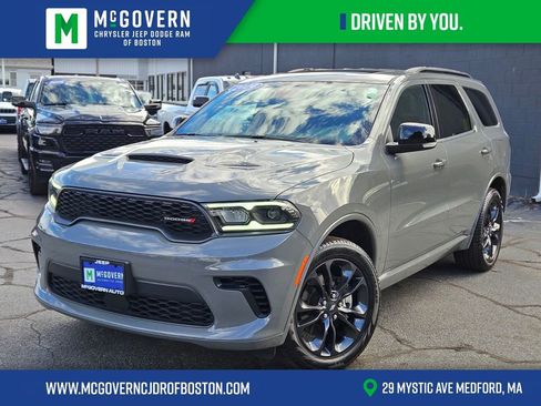 Used 2024 Dodge Durango GT image 1