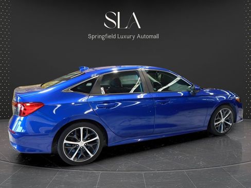 Used 2022 Honda Civic Touring image 9