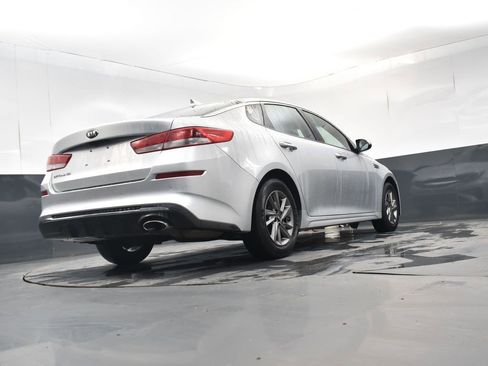 Used 2019 Kia Optima LX image 27