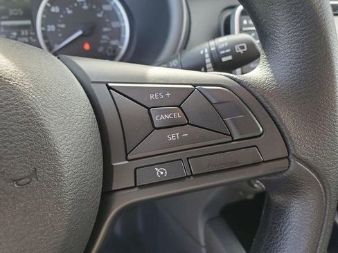 Certified 2025 Nissan Kicks Play S image 21
