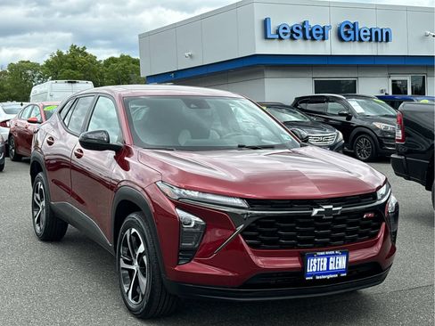 Certified 2024 Chevrolet Trax RS w/ Driver Confidence Package FWD image 27