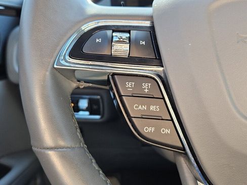 Used 2023 Lincoln Nautilus Reserve w/ Monochromatic Package image 19