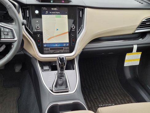 New 2025 Subaru Outback Limited image 11