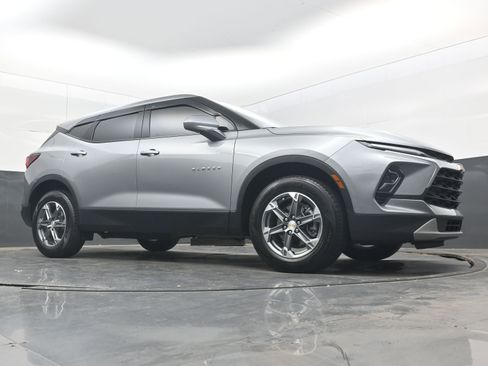 Used 2023 Chevrolet Blazer LT FWD image 24