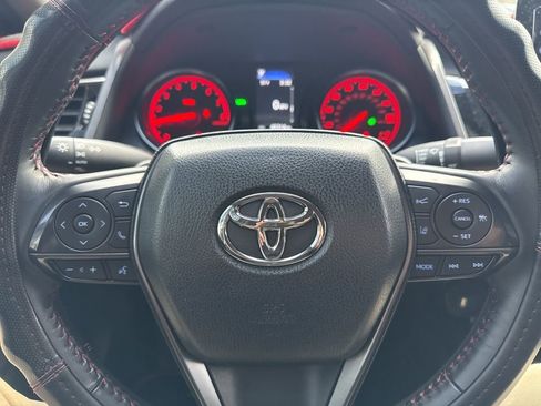 Used 2024 Toyota Camry image 8